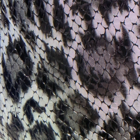 Italian Snake-Embossed Leather - Picture 4 of 4